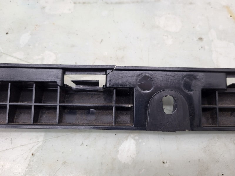 600772400B ⭕ 12-25 Model S Rear Body Attachment Bumper Center Support Bracket 6007724-00-B