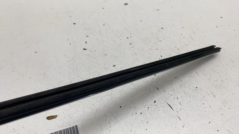 ⭕ 18-21 Lincoln Navigator Rear Left Side Door Window Belt Molding Chro