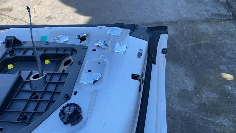 2016-2020 Tesla Model X Front Passenger Side Door Shell Panel Right Wh