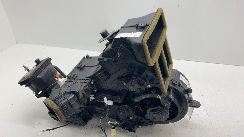 Miscellaneous Parts RIVIAN R1S 22