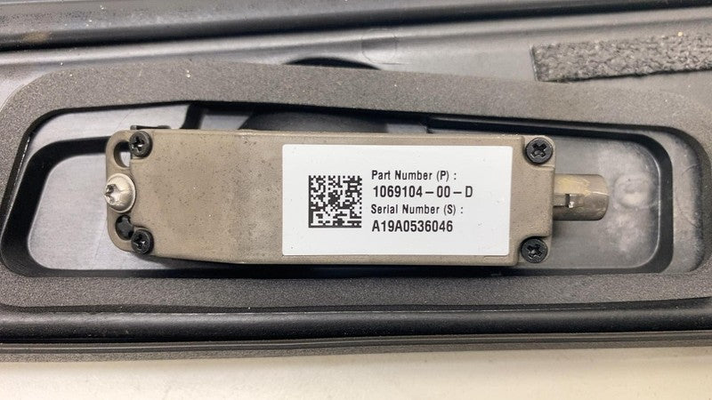 ⭕ 16-20 Tesla Model X Left B-Pillar Applique Trim Molding w/ Camera 10