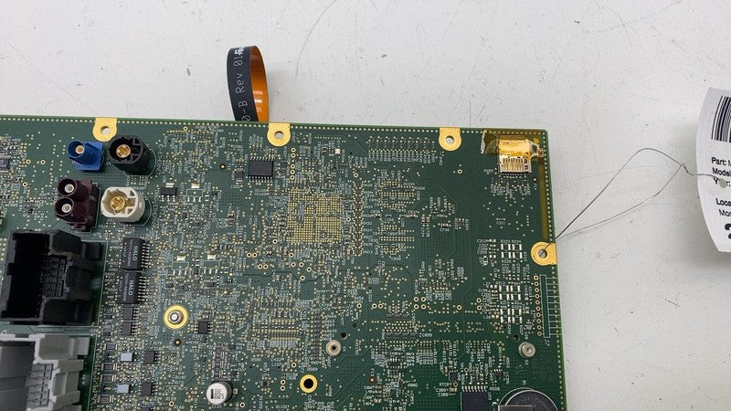 ⭕ 12-20 Tesla Model S Media Control Unit Motherboard  Electronics 1015