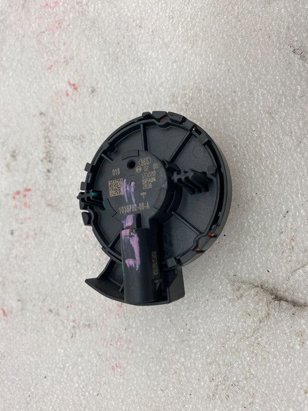 1036762 00 A ⭕ 2016-2020 Model X Left or Right Door Impact Crash Pressure Sensor 1036762-00-A