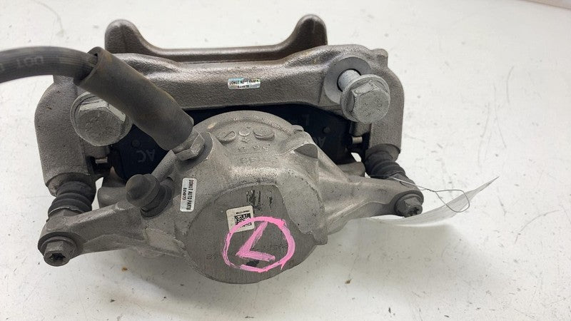 ⭕ 15-23 Mercedes C-Class C300 W205 Front Left Caliper w/ Brake Hose A2