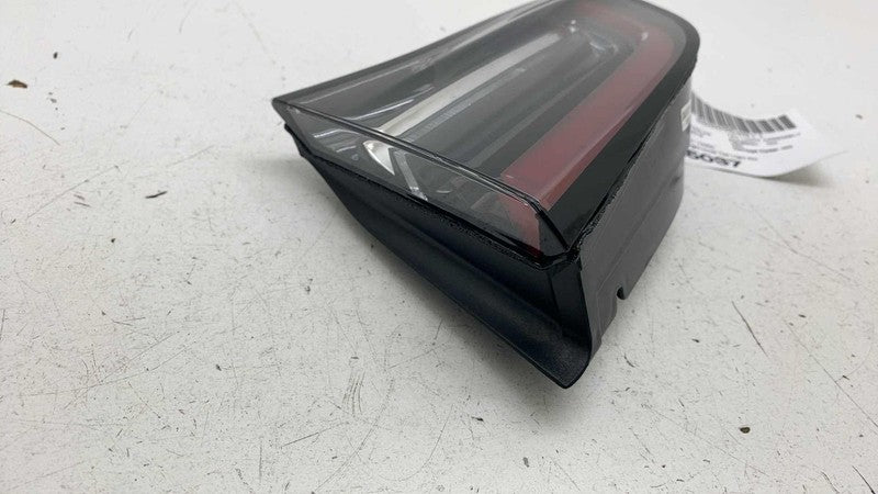 1077402-00-E ⭕ 2017-2023 Model 3 Rear Right Inner Taillight LED Tail Lamp 3-Pin 1077402-00-E