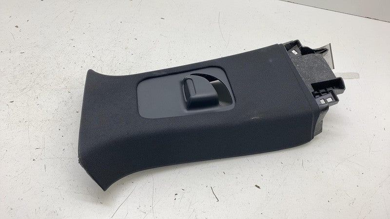 PT00001361 ⭕ 2025 Rivian R1S Left Side Upper B Pillar Cover Panel Black Mountain PT00001361
