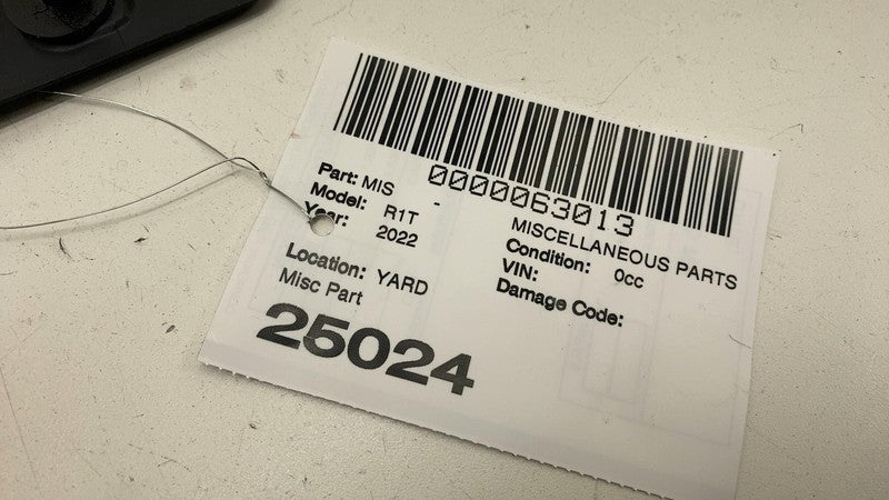 PT00001264-H ⭕ 22-24 Rivian R1T Rear Passenger Side Door Window Frame Trim Right PT00001264-H