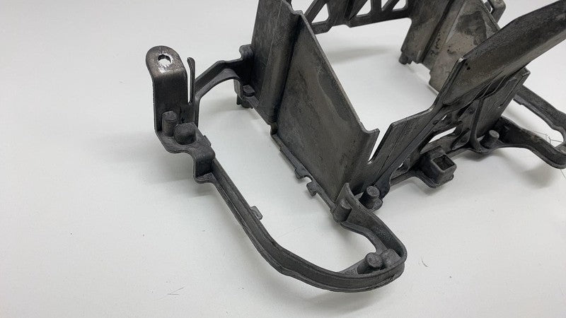 ⭕ 2011-2018 Porsche Cayenne Dashboard Center Console Head Unit Bracket