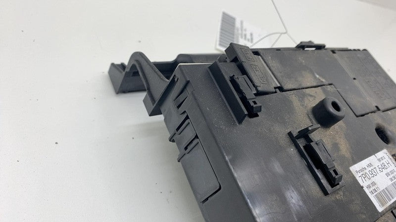 7P0937548H 2011-2018 Porsche Cayenne S Rear Trunk Fuse Relay Junction Box 7P0937548H OEM
