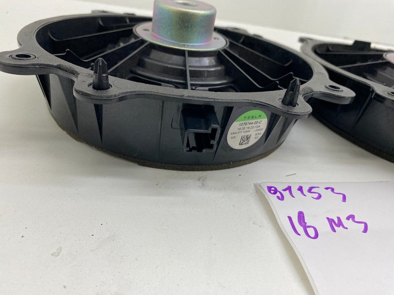 1079744 00 C ⭕ 17-23 Model 3 Y Front Left/Right Door Audio System Woofer Speaker 1079744-00-C