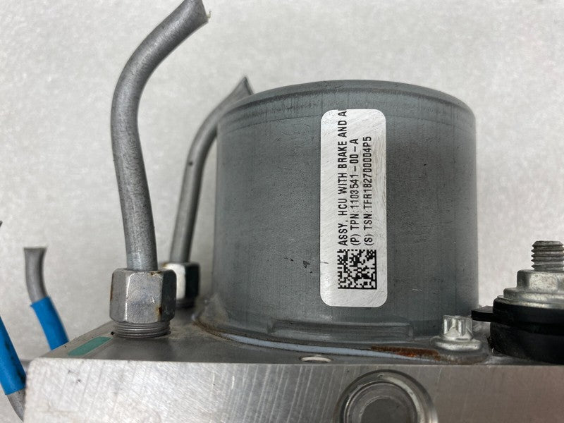 1044745 00 B ⭕17-23 Tesla Model 3 M3 Anti-Lock Brake System ABS Pump Module Unit 1044745-00-B