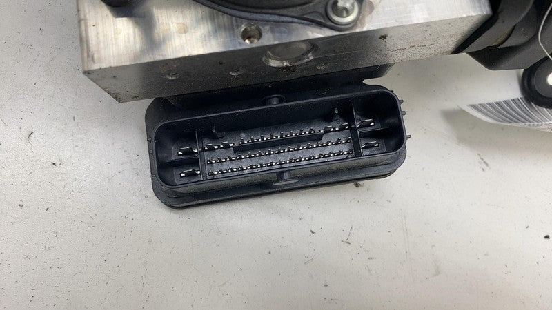 A2979009409 ⭕2022 Mercedes-Benz EQS 450+ Anti Lock Brake ABS Pump Control Module A2979009409