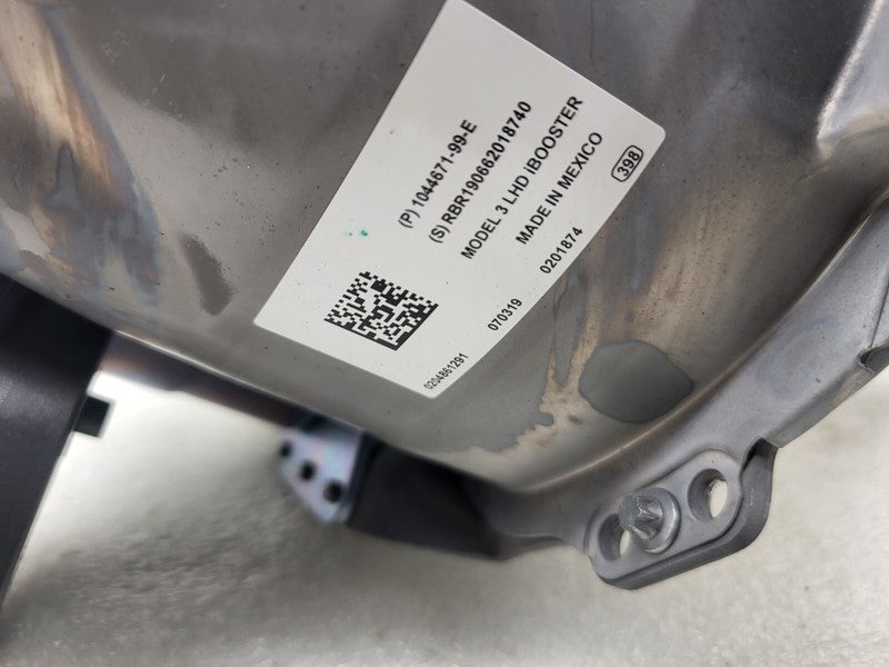 104467199E ⭕ 17-23 Tesla Model 3 iBooster Power Brake Booster Master Cylinder 1044671-99-E