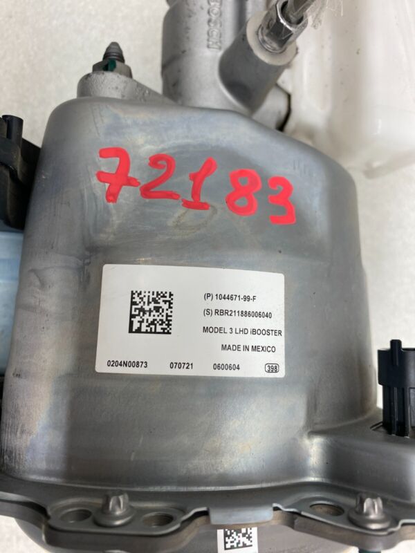 104467199F 2017-2023 Tesla Model 3 iBooster Power Brake Booster Master Cylinder Reservoir