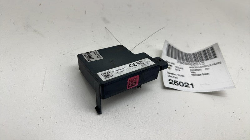 ⭕ 17-23 Tesla Model 3 Rear Bumper BCM Computer Body Control Module 109