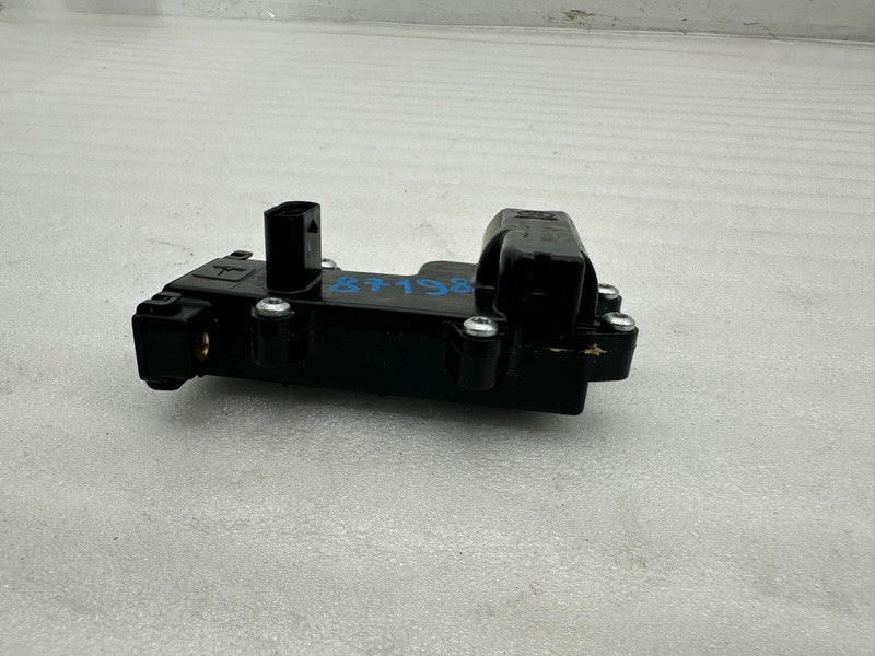 1045353 00 B ⭕ 16-25 Model X Front Left Door Pop Actuator Control Unit Module LH 1045353-00-B