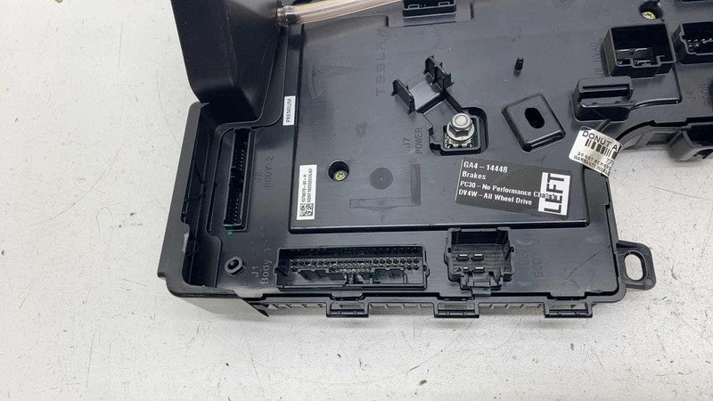 ⭕ 17-20 Model 3 Left Low Voltage Controller Body Control Module LH 107