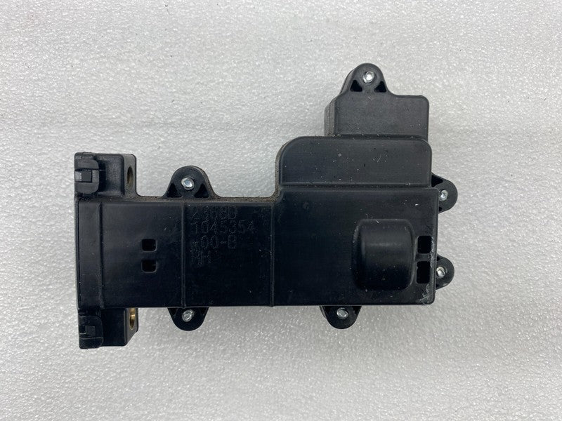 1045354 00 B ⭕ 16-23 Model X Front Right Door Pop Actuator Control Module Unit 1045354-00-B