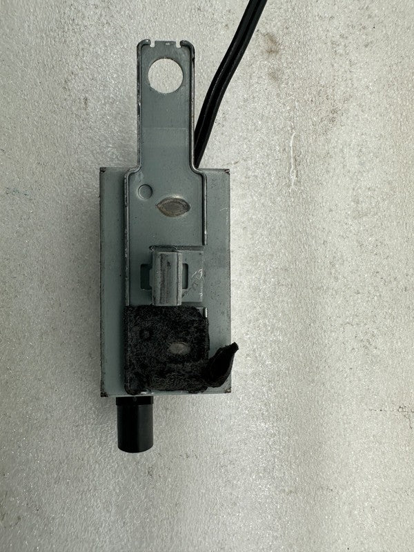 100480800E ⭕ 2012-2020 Tesla Model S Rear Right Radio Antenna Amplifier Module 1004808-00-E