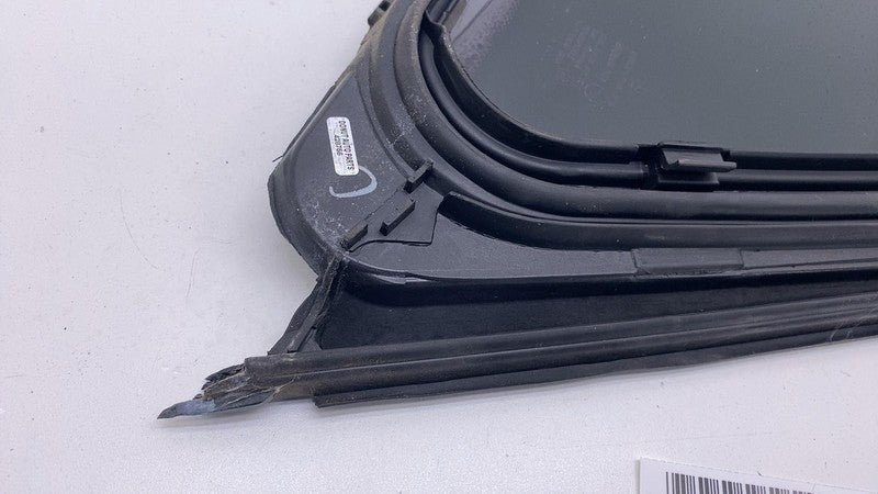 E643R009545 2016-2019 Mercedes-Benz GLE350 Rear Passenger Right Door Window Quarter Glass RH