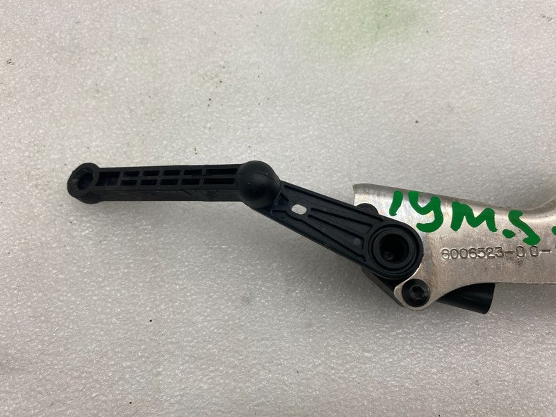 600652300B ⭕ 16-20 Tesla Model S X Rear Left Air Suspension Ride Height Sensor 1027971-00-A