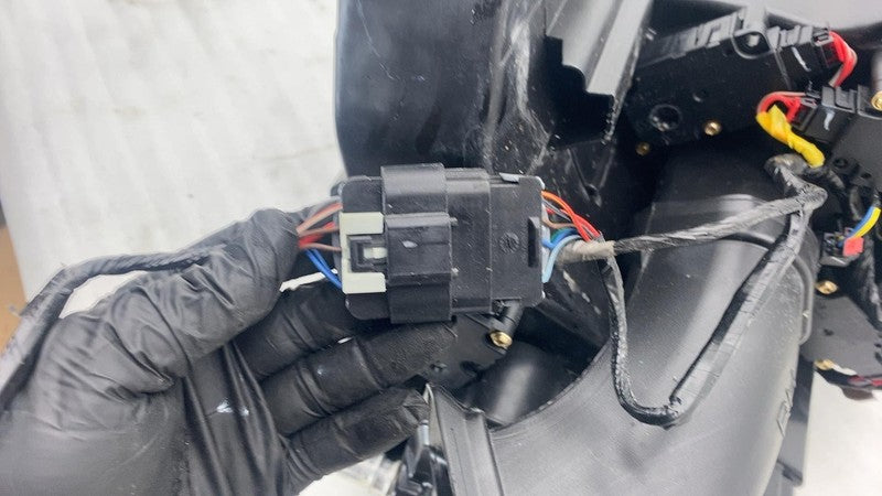 P11-M70100-03 ⭕ 22-24 Lucid Air AC Heater Ventilation Box w/ Radiator Assembly P11-M70100-03