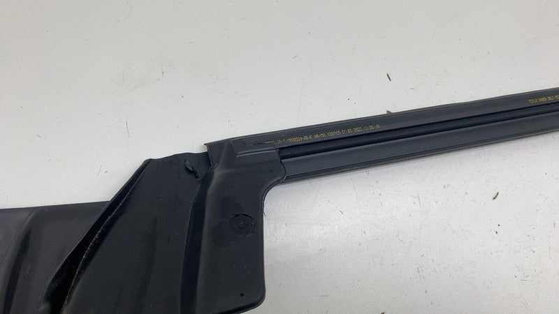 ⭕ 17-23 Model 3 Rear Right Door Window Inner Belt Weatherstrip Seal 10