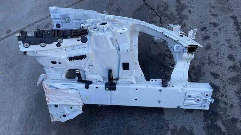 ⭕2018 2019 BMW 530e Front Driver Side Body Frame Horn Structural Cutou