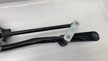 ⭕ 2018-2023 Jeep Wrangler Front Windshield Wiper Linkage w/ Motor 068293017AE