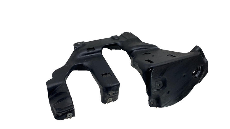 2019 BMW 530e G30 2.0L Front Driver Side Steering Gear Rack Cover Shie