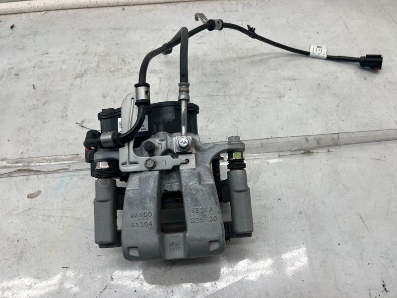 1044623 00 I ⭕ 2017-2023 Tesla Model 3 Rear Left Caliper + Brake Hose Line BASE 1044623-00-I