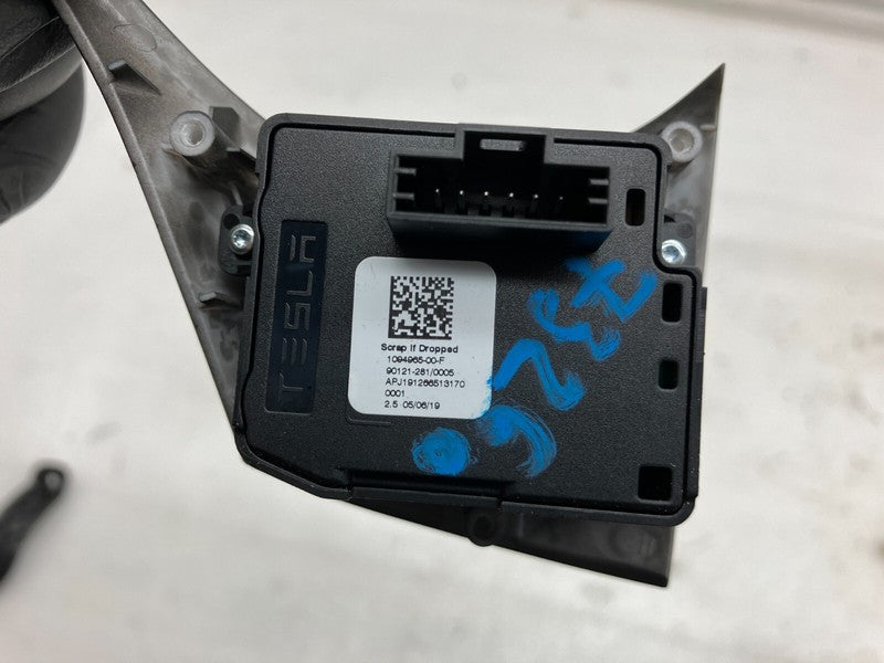 1094965-00-F ⭕ 20-24 Tesla Model Y Right Side Steering Wheel Ball Control Switch 1094965-00-F
