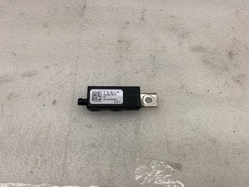 155133000B ⭕ 2020-2024 Tesla Model 3 Y FM Antenna Amplifier Module Assembly 1551330-00-B