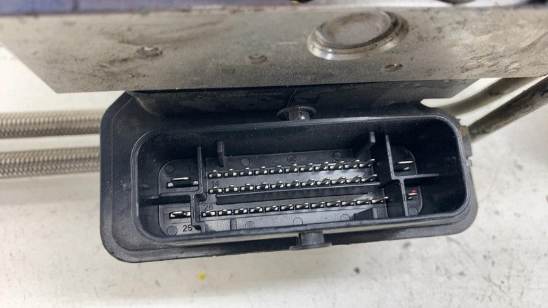 ⭕20-24 Model Y Anti-Lock Brake System ABS Pump Module w/ Brake Line 10