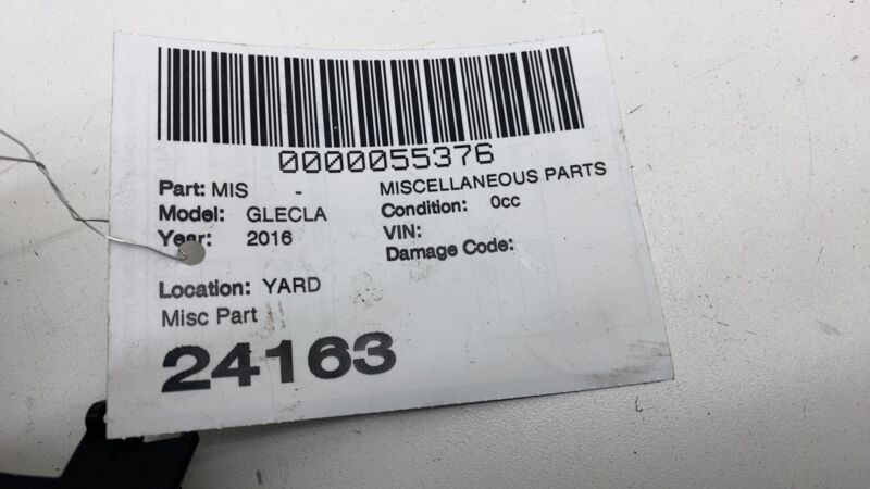 2016-2018 Mercedes-Benz GLE350 Front Right Door Mirror Lower Cover Cap w/ Camera