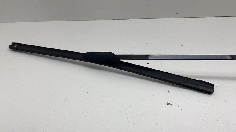 ⭕ 2022 Mercedes EQS 450+ Front Right Windshield Wiper Arm & Blade RH A