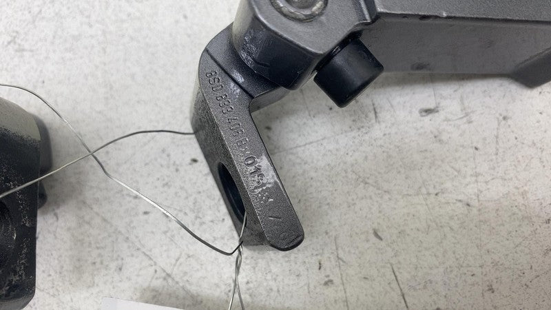 ⭕2019-2023 Audi E-Tron Quattro Front Right Side Upper & Lower Door Hinge Set OEM