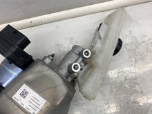 ⭕2017-2023 Model 3 Power Brake iBooster Master Cylinder Reservoir 1044671-00-D
