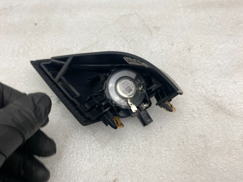 1079741 00 A ⭕ 2017-2023 Tesla Model 3 Front Right Audio Tweeter & Speaker Cover 1079741-00-A