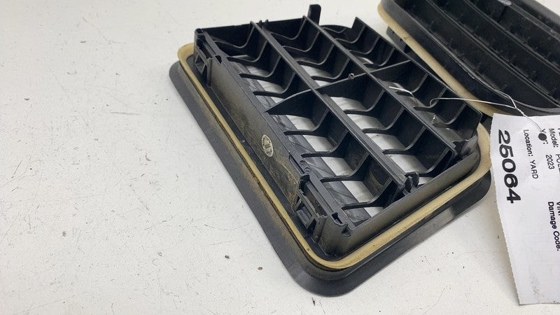 31369380 ⭕ 21-24 Polestar 2 Rear Left & Right Quarter Air Pressure Vent Grille 31369380