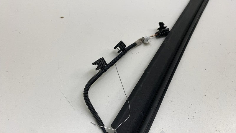 ⭕ 22-24 Rivian R1T Front Driver Side Hood Drip Trim Molding Left LH PT