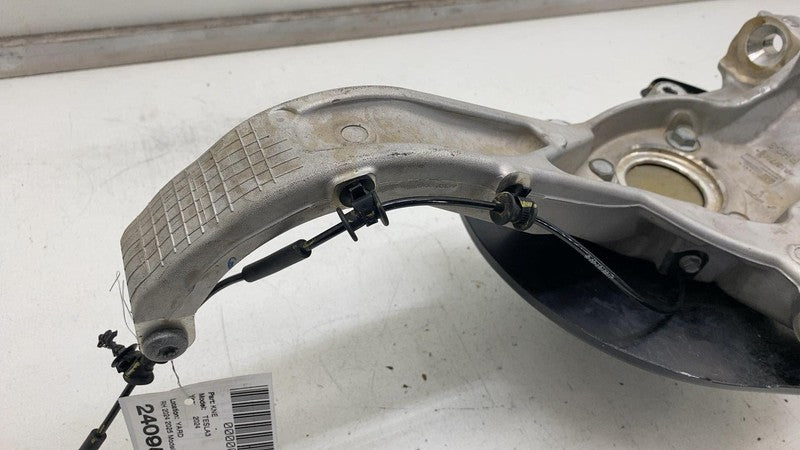 134431600D ⭕ 24-25 Model 3 Front Right Spindle Knuckle Wheel Hub & Shield RWD 1344652-00-B