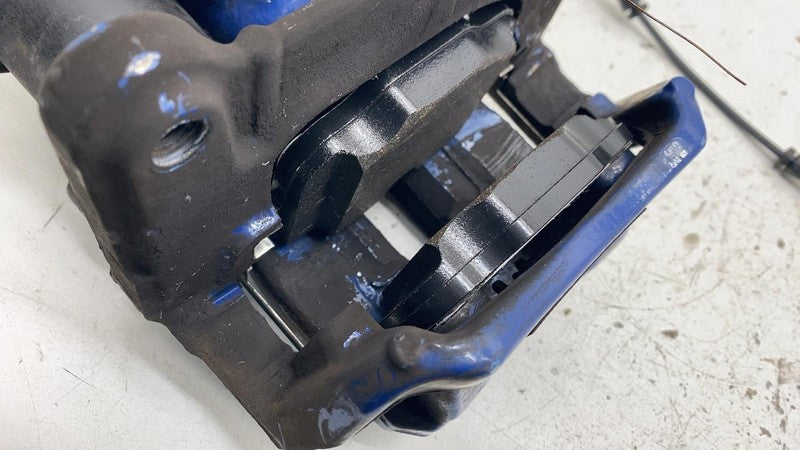 ⭕ 2017 BMW 540i Rear Passenger Caliper w/ Brake Hose Line Right RH Blu