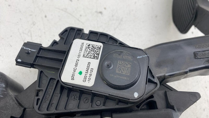 ⭕ 2018 2019 2020 2021 Lincoln Navigator Accelerator Gas Throttle Foot 