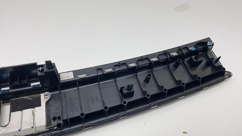 7P0863459E 2011-2018 Porsche Cayenne Rear Trunk Sill Scuff Plate Cover Trim Panel 7P0863459