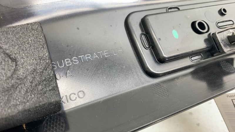 ⭕ 2021-2023 Tesla Model X Front Left Door Lower Sill Scuff Plate Carri