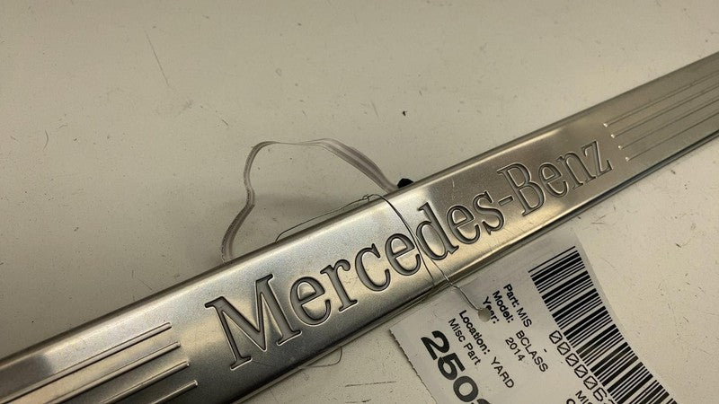 A2466805300 ⭕13-19 Mercedes-Benz B-Class W242 Front Left or Right Door Sill Trim A2466805300