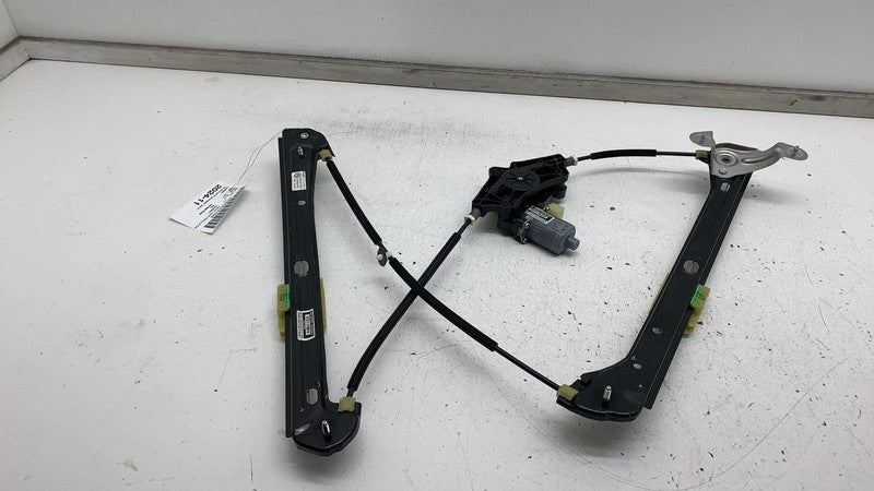 5G4 837 462 H ⭕ 2015-2019 Volkswagen Golf R Front Right Window Regulator w/ Motor 5G4837462H