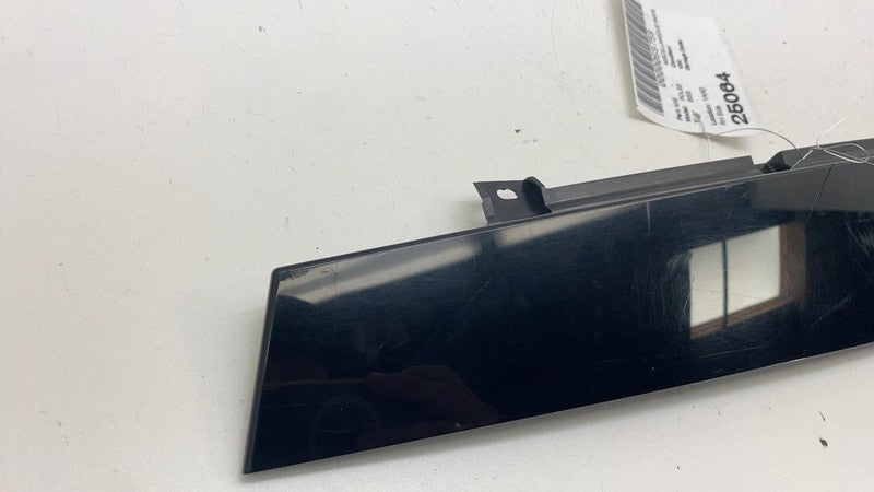 31672581 ⭕ 21-23 Polestar 2 Front Right Exterior B-Pillar Applique Trim Molding 31672581