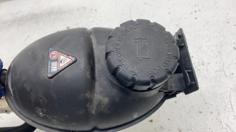 A 204 500 07 49 ⭕ 2010-2016 Mercedes E350 Coolant Overflow Expansion Tank Reservoir A2045000749